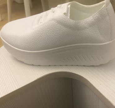 кроссовки баку: Размер: 36, цвет - Белый, Новый — 1