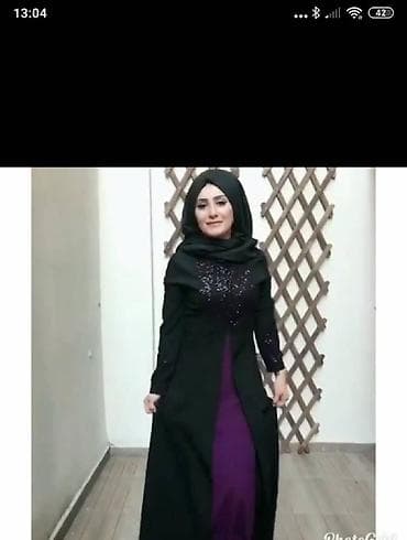 1defe toya geyinib.Asil geyimdi.Razmer 40ve 42 geyinə biler.Elaqə