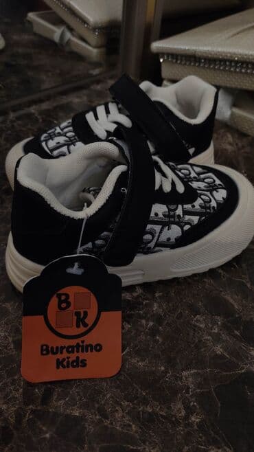 qebelend ters ev: Yep yenidir hec geyinilmeyib ela veziyyetde 10azn satiram olcu — 2