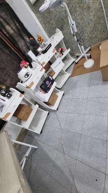 bağ çətirləri: Etegerka kosmetoloji araba Tam keffiyetli ve görünüşlü avadanliqdır — 1