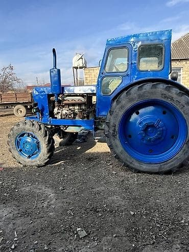 opel suret qutusu: Mtz T 42 dı zavod traktör du 452 saat işleyib. Tecili pul lazımdı — 5