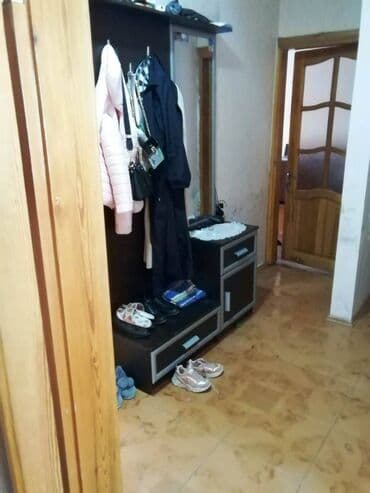 9 ci mikrorayon satilan evler: Bakı, 9-cu mikrorayon, 4 otaqlı, Köhnə tikili, 110 kv. m — 14