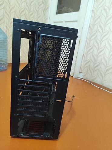 boş keys: Thermaltake keysi Keysin arxa tərəfi və şüşəsi — 4