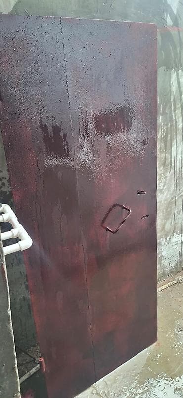 serf qapilar: İşlənmiş Giriş qapısı Glazok ilə, Zəmanətsiz, Ünvandan götürmə — 1