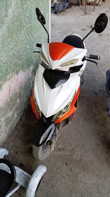 ağ 06: Moped 125 kub du porşen silindir dəyişməlidi mator hazır sökulub ünvan — 2