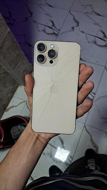 ıphone 15 plus: IPhone 13 Pro, Qızılı, Qırıq — 3