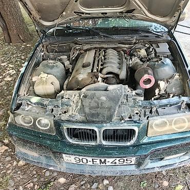 diffuser satisi: BMW 3 Series E36 sedan - Gövdə: tünd yaşıl, 4 qapı - Ön hissə — 6