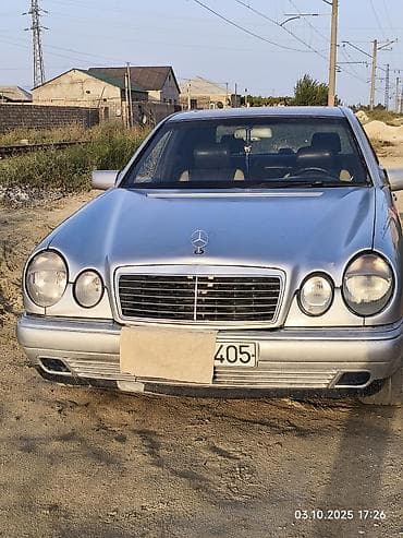 mersedes turbosu: Mercedes-Benz E-Class: 2.3 l | 1995 il Sedan — 1