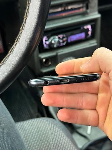 Samsung Galaxy A51, 128 GB, Barmaq izi — 5