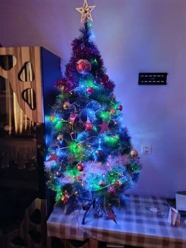 Dekorativ divar panelləri: Yeni il agaci ışıqlı yeni kimidir üsdündə nə varsa hamisi 100 manat — 3