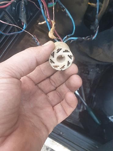 daewoo tico satilir: Model: Lada Samara (VAZ 2108) hatchback Kuzov: 3 qapılı, ağ rəng — 2