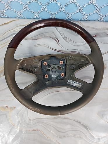 Taxta dekorlu sükan (orijinal OEM) - Material: üst hissə parlaq ağac