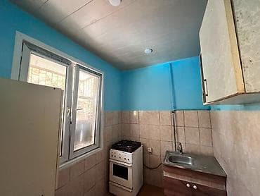 gencede ev: Bakı, 3-cü mikrorayon, 2 otaqlı, Köhnə tikili, m. Memar Əcəmi, 44 kv. m — 4