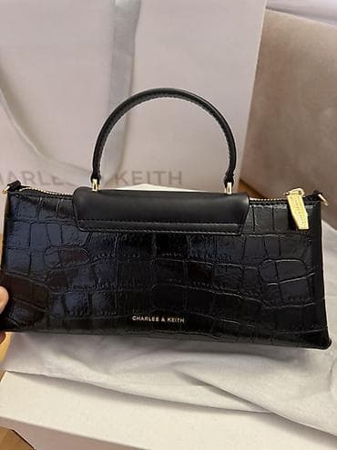 Çantalar: Təzə almışam işlətməmişəm. Bakıdan alınıb. Charles & Keith çanta – — 3