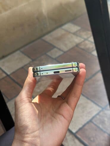 z fold 3 ekran: Samsung Z Flip, 256 GB, rəng - Yaşıl, Barmaq izi — 5