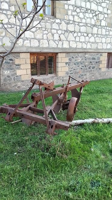 traktor satışı turbo az: Çox yaxşı kotandı dəmir yolu boltu ilə yığılıb — 3