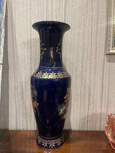 bagema guldan: Bir vaza, Keramika — 7