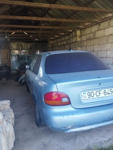 Avtomobil alışı: Hyundai Accent: 1.3 l | 1996 il Sedan — 2