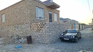 serifzadede satilan evler: Iki sot yarim torpaģin icinde 2 mertebeli şexsi tikili ev satilir — 3