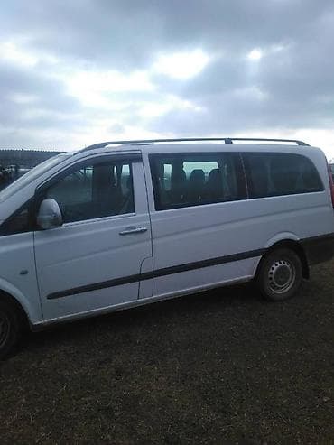 priora qapisi: Mercedes-Benz Vito: 2.2 l | 2008 il Mikroavtobus — 2
