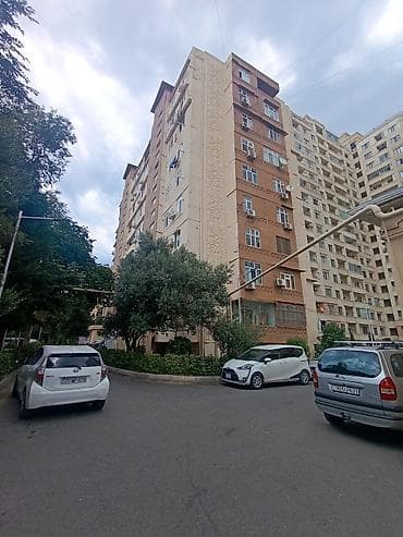 Bakı, 7-ci mikrorayon, 3 otaqlı, Köhnə tikili, m. Azadlıq Prospekti, 80 kv. m