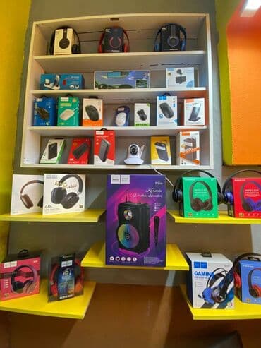 bakı tikiş evi ünvanları: İçəri şəhər metrosuna yaxın Torqovuya yaxın əşyali təmirli 1 otağlı — 14