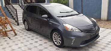 prius salon: Maşın çox səliqəli idarə olunub. Bütün qulluqları (yağ, filtrlər) — 9