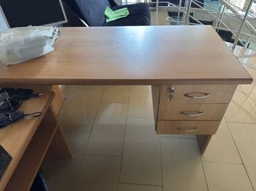 Masa dəsti – ofis üçün - Material: ağac fakturalı laminat/LDSP -