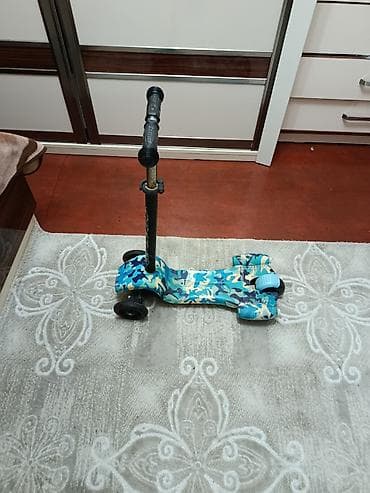 Uşaq üçün 3 təkərli skuter - İşləkdir, nasazlığı yoxdur. - Sükan