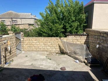 qaracuxurda ev: 100 kv. m, 2 otaqlı — 2