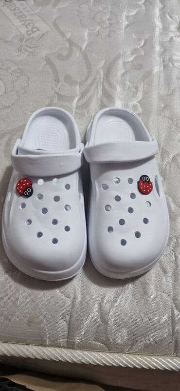 tibbi formalarin satisi: Tibbi geyim dəsti - Ağ rəngli uzun yubkası olan xalat: stend yaxalı — 3