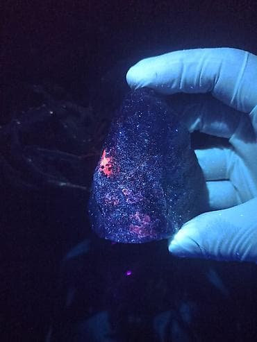 ceki daşlari: Kolleksiyacıların Diqqətinə! Ruby + Pyrite 😍💎 Nadir Təbii mineral — 6