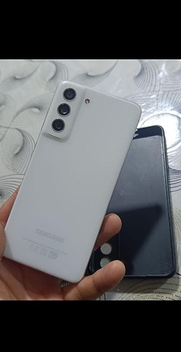 Məişət texnikası: Samsung Galaxy S21 FE — 6