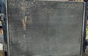 audi a7 3 tdi: Avtomobil radiatoru (mühərrik soyutma radiotoru) - Material — 2