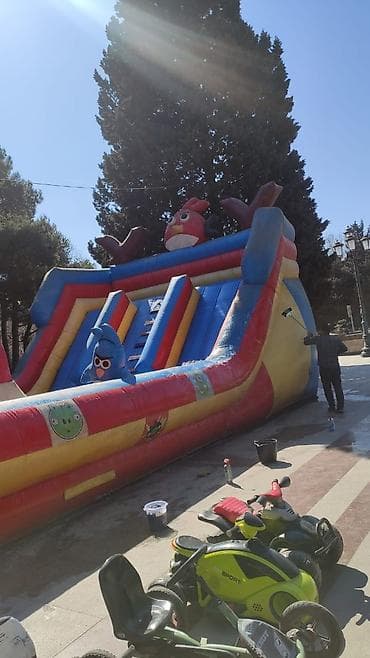 batutlar: Şişmə uşaq attraksionu – Angry Birds temalı - Böyük ölçülü, çoxrəngli — 4