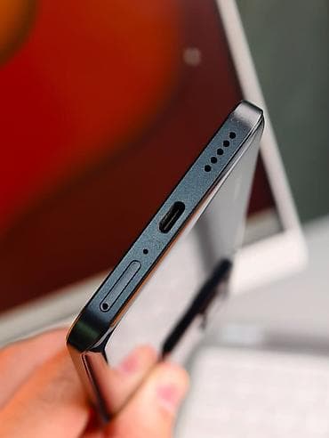 tv box t9: Xiaomi 13T, 256 GB, rəng - Qara, 
 Sensor, İki sim kartlı, Barmaq izi — 4
