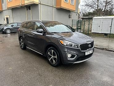 priora radiatoru: Kia Sorento – geniş və rahat SUV - Korpus: tünd boz rəng, 5 qapı, iri — 2