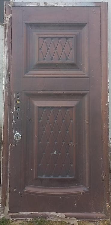 ev giris qapilari: Dəmir giriş qapısı - Material: möhkəm metal (dəmir) konstruksiya — 1