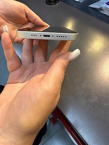 iphone 15 pro max nece manatdir: IPhone 13, Ağ, Face ID — 2