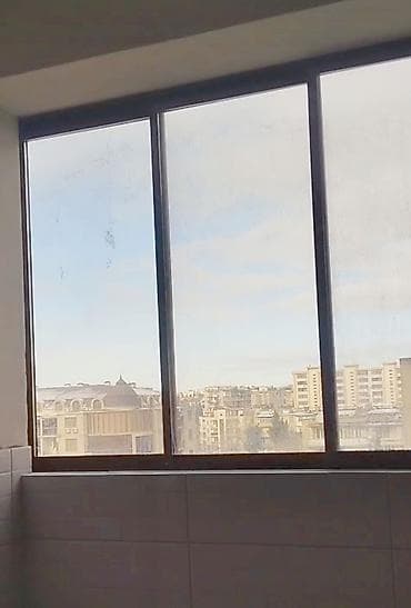 plastik qapllar: İşlənmiş İkiqat şüşə paketi Plastik pəncərə, Еni: 117 sm, Uzunluğu: 120 sm — 2