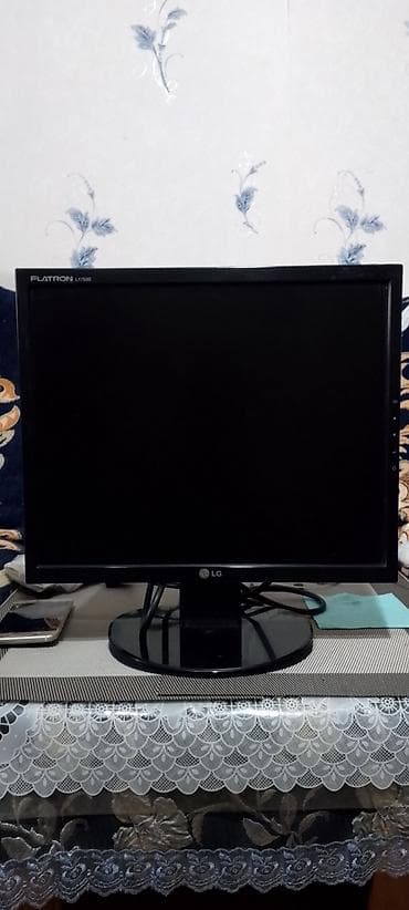 TV və video: LG Flatron L1753S-BF LCD monitor - Ekran ölçüsü: 17 düym (5:4 format) — 1