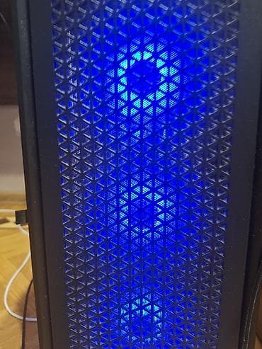 lexar ssd: GAMING/WORKSTATION Masaüstü Kompüter Texniki xüsusiyyətlər: - Qrafik — 3