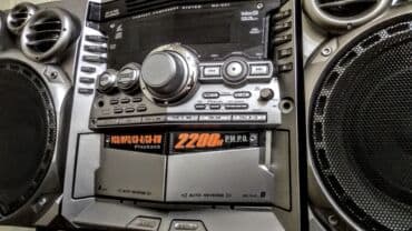 sağ qulaqda ses: JVC Original maldı 2 Basovikli Kalonkası var Güclü Səs Effektinə — 9