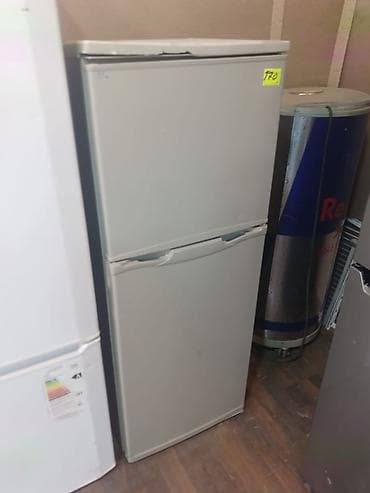 İki qapılı soyuducu - Rəng: boz - Yerləşim: yuxarıda dondurucu bölmə