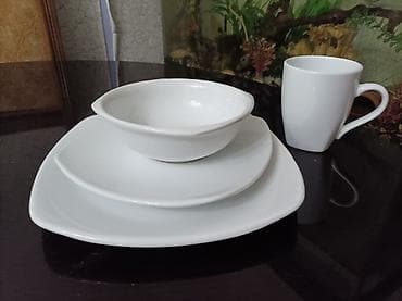 stolüstü nabor: Yeni. Qutuda. 16 parca. qiymeti sondur — 2