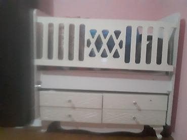 Uşaq mebeli: Oğlan və qız üçün, Dördbucaq, Beşik, Yellənmə mexanizmsiz — 1