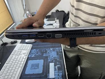 notebook ram: Toshiba Satellite L950D-DBS. Çox yaxşı vəziyyətdədir. Hər şeyi — 1