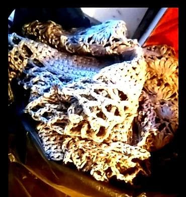 Yataq üçün rəng - Boz Yataq örtüyü