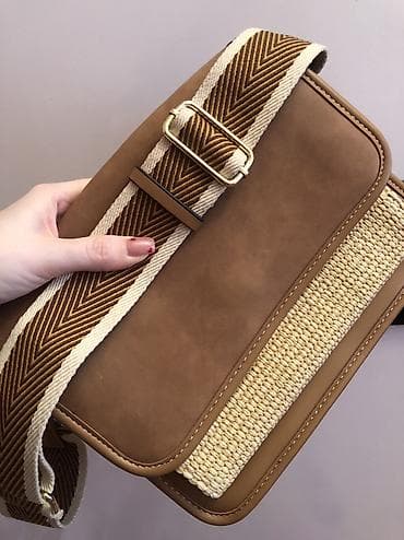 Другая женская одежда: Бренд Parfois Вместительная, компактная Сумка покупала в моле в — 5