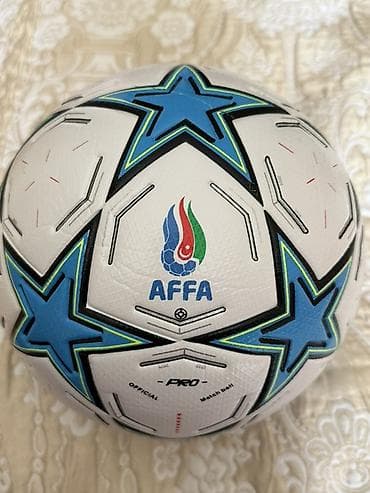 AFFA rəsmi futbol topu – Pro Match Ball - Dizayn: Ağ əsas fonda